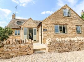 12 Manor Farm Close, vacation rental in Kingham