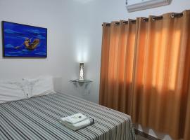 Suite 03 - Independente, privativa e aconchegante, rumah kotej di Cuiabá