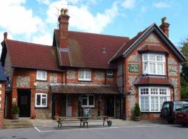 The Rose & Crown, hotel with parking in Bulford