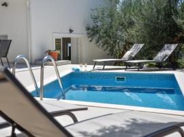 Villa OLIVE TREE village Pisak heated pool and close to the beach