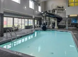 Home Inn & Suites Regina Airport