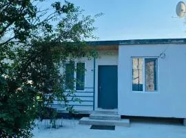 Lela Guest House