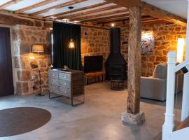 Casa Rural Pozo Roñañuela, ξενοδοχείο σε El Royo