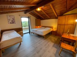 Hotel Monte Baldo, albergue en Brenzone sul Garda