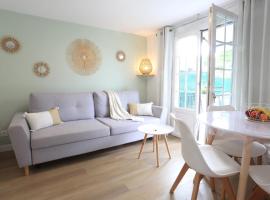 T2 avec terrasse / 10mn grande plage, hôtel à Royan