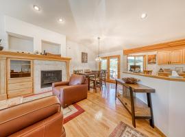 Sunset Mountain Retreat, hotel with parking in Sunriver