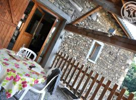 Gîte La Terrasse-sur-Dorlay, 4 pièces, 8 personnes - FR-1-496-73, hotel con estacionamiento en La Terrasse-sur-Dorlay