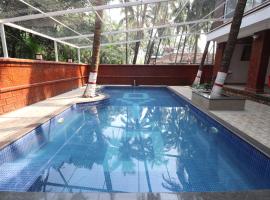 Pool Stay At Alibaug, ваканционно жилище на плажа в Нагаон