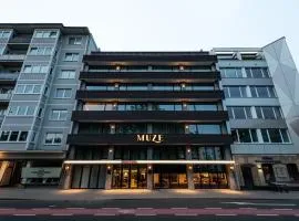 MUZE Hotel Dusseldorf - Handwritten Collection