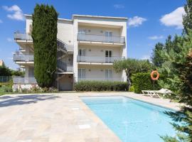 Apartaments Terraza - Santa Maria, ξενοδοχείο σε Roses