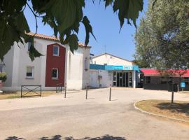 Kyriad Direct Perpignan - Aeroport, hotel u gradu 'Rivesaltes'