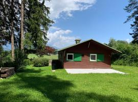 Waldchalet am Eichhof、インスブルックのホテル