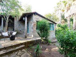 Neiva River House - Azenha Next to the River, huvila kohteessa Esposende