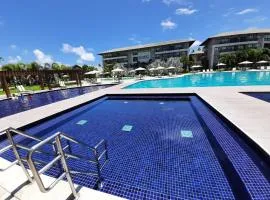 BEACH CLASS ECO LIFE Flat 2 dorm em condomínio à beira-mar Enxoval incluso B203