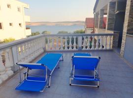 Apartmani BugenVila, khách sạn ở Seline