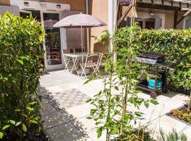 Golf Domaine Albret - Charmant duplex T3 ré-équipé avec piscine et terrasse aménagée, hotel a Barbaste