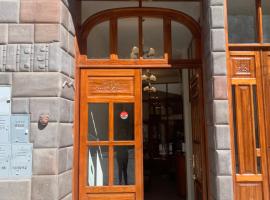 El Chasqui, guest house in Ollantaytambo