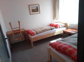 Penzion Athéna - sportovní areál, hotel a Nová Včelnice