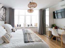 Bilbao Art Lodge Staynnapartments, hotel i Bilbao