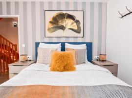 Perfect for Disney, Game room, Rooftop, Parking, hotel v destinaci Chessy