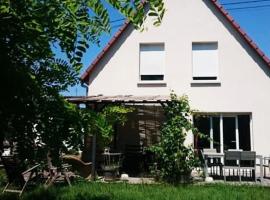 Gîte Alsace maison indépendante proche Strasbourg, khách sạn gia đình ở Mutzig