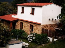 Villa Abad, finca rústica con casa y piscina, hotel en Marín
