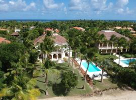 Luxury golf villa with private pool and service staff in exclusive resort near private beach, hotel near Punta Cana International Airport - PUJ, 