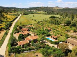 El Jiniebro Turismo Rural, parkimisega hotell sihtkohas Valencia de Alcántara