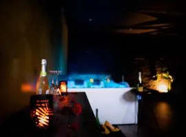 LOVE Suites & SPA "Le Loft" avec Jacuzzi privatif
