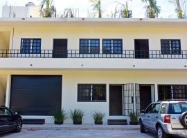Pelícanos Suites Ixtapa, Hotel in Ixtapa