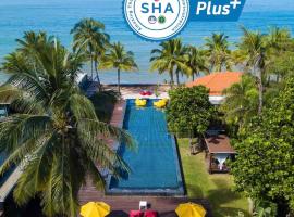 Chongfah Beach Resort Khaolak - SHA Extra Plus, boutique hotel in Khao Lak