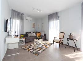 Edem Beach Apartment with Sea View by Athenian Homes，位于雅典的酒店