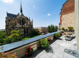 Les 7 Anges - Cathédrale de Reims, hotel near Royal Square, Reims