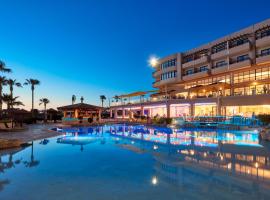 Atlantica Golden Beach Hotel - Adults Only, hotelli Pafoksessa