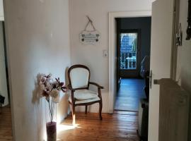 Endes Dreiseithof - Apartment, hotel in Schliengen