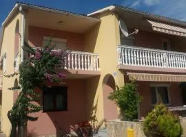 Apartmani Stojan