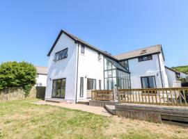 1 Atlantic Haven, holiday home in Swansea
