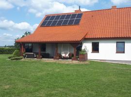 Ranczo, farm stay in Działek