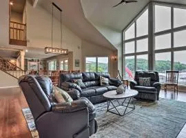 Lakefront Haven Family-Friendly Sunrise Beach Gem
