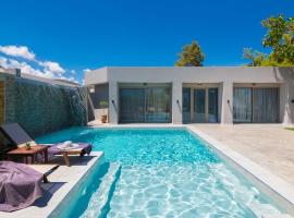 Rua Mat - Serene Villas with Modern Comfort, by ZanteWize, hotel v destinaci Alykes