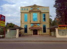 Leap Mongkol Hotel, hotel v destinaci Kampong Cham