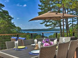 Upscale Cottage with Furnished Lake-View Deck!, hotel in Rambo Riviera