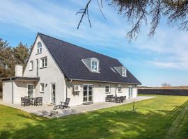 8 person holiday home in Harbo re, casa o chalet en Harboør