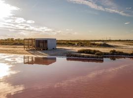 Cabane CASSIOPEE Aigues- Mortes: Aigues-Mortes şehrinde bir plaj oteli