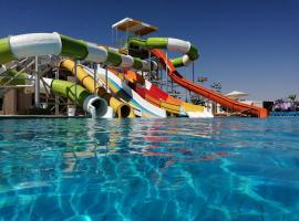 New Eagles Aqua Park Resort, hotel with hot tubs in Hurghada