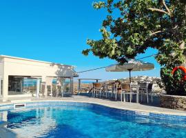 Petali Village Hotel, hotell i Apollonia