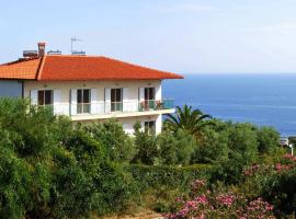Aris Pension, guest house in Agia Paraskevi