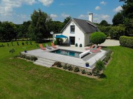 Cottage du Château des Boulais, hotel con parcheggio a Saint-Martin-le-Bouillant