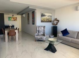 Willeg Retreats 7B Luxury Apartment Shared Pool, appartamento a Qala