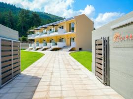 Solar Suites: Skala Rachoniou şehrinde bir otel